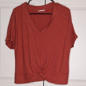 LUSH rust V-neck twist front cropped short sleeve sweater Large